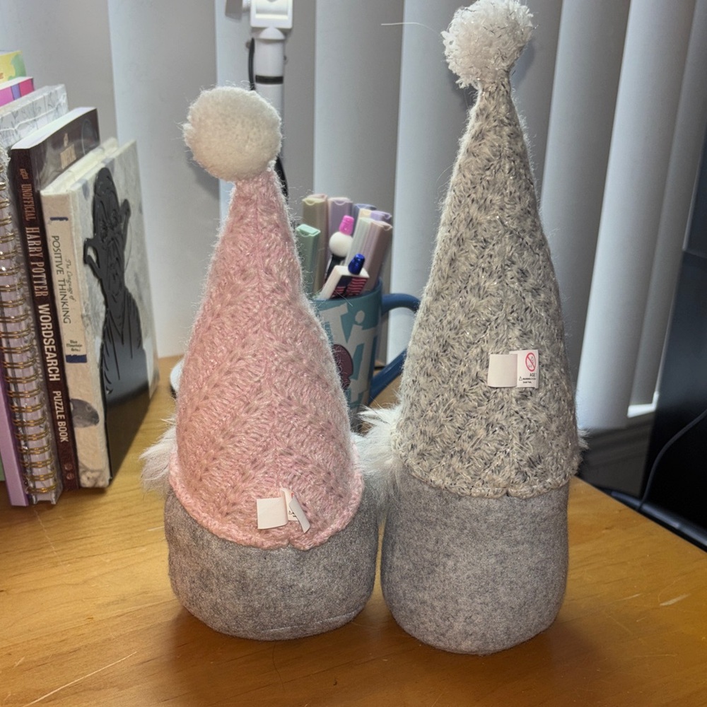 Cozy Knit Gnome Decor Set - Pink and Gray - Picture 2 of 8